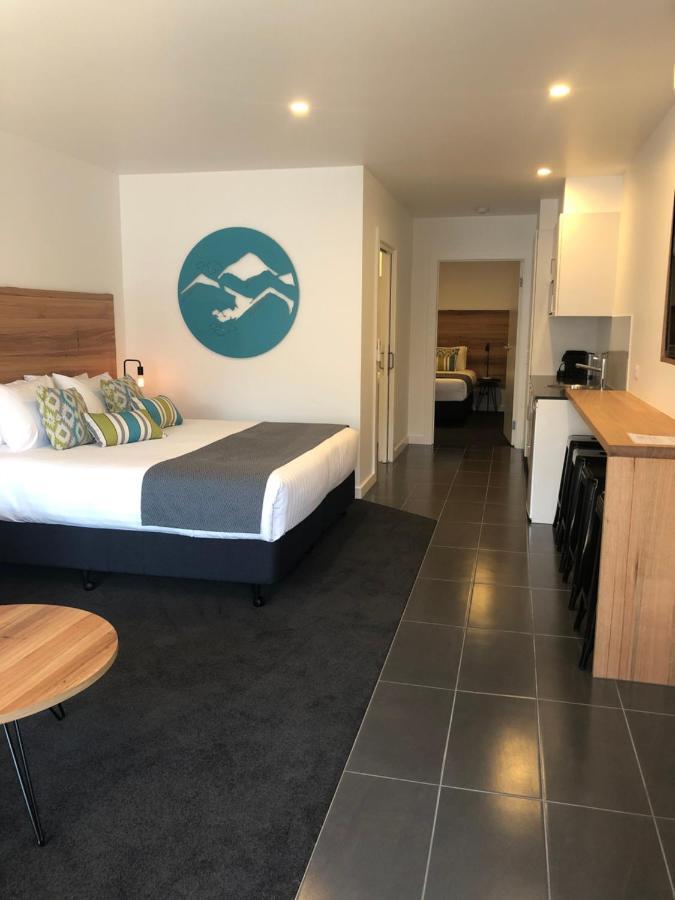 Bright Colonial Motel Экстерьер фото